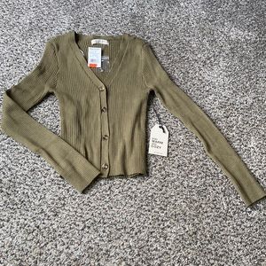 Discovery crop top sweater size s